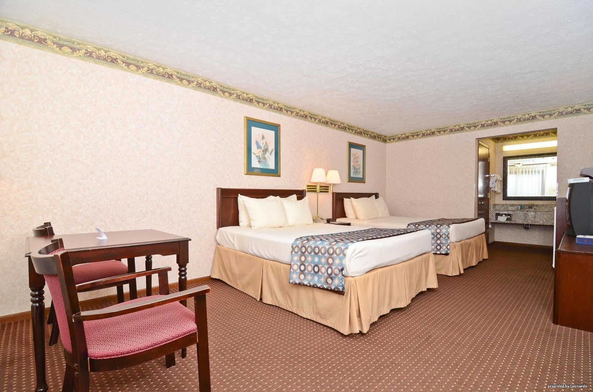 Baymont By Wyndham Danville Il Zewnętrze zdjęcie